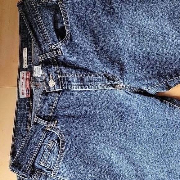 Old Navy boot-cut jeans. Size 10 short, gently worn. - Picture 2 of 3